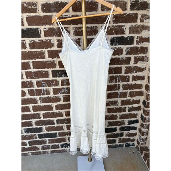 NWOT Gold Hawk White Linen & Lace Midi Length Dress Size Small - Picture 2 of 10